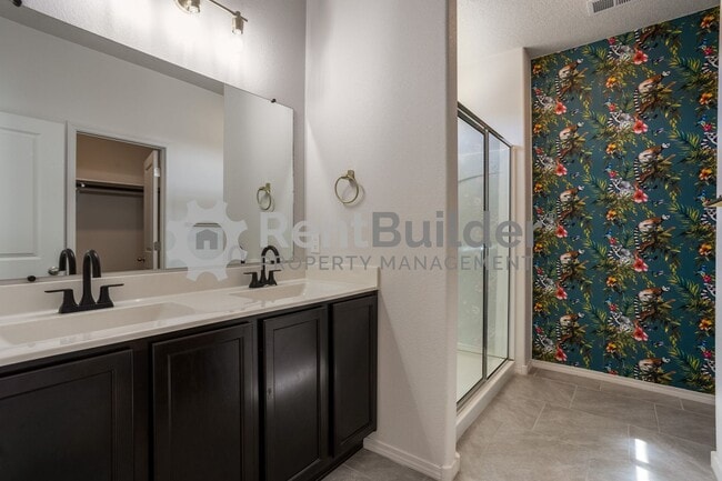 Building Photo - !!WINTER PRICING SPECIAL!!!  CALL US TODAY AT (505) 808-6467 TO SCHEDULE A CONVENIENT SHOWING