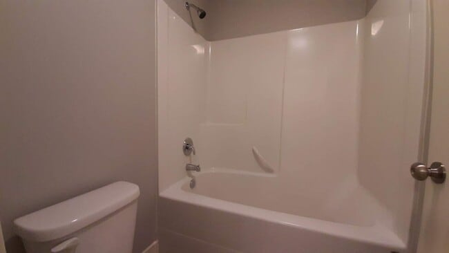 Building Photo - Magnificent Gig Harbor 4 Bed Home For Rent