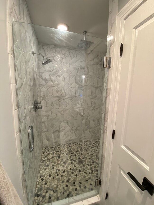 Building Photo - 604 Currituck Dr