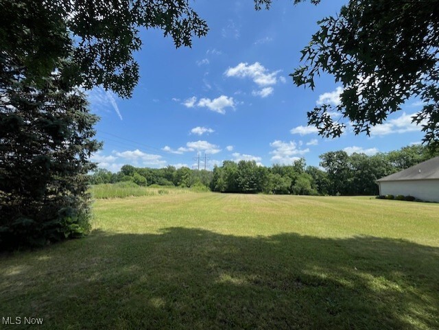 Building Photo - 10791 W River Rd