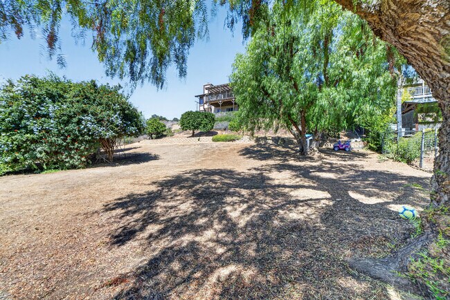 Building Photo - 14058 Tierra Bonita Rd