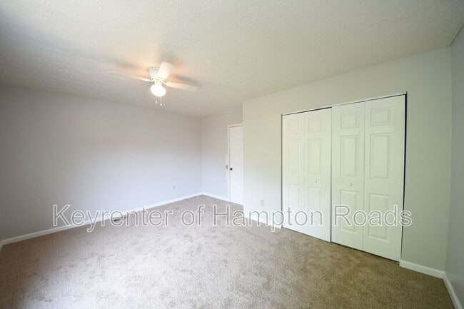 Building Photo - 313 Gaylor Ln