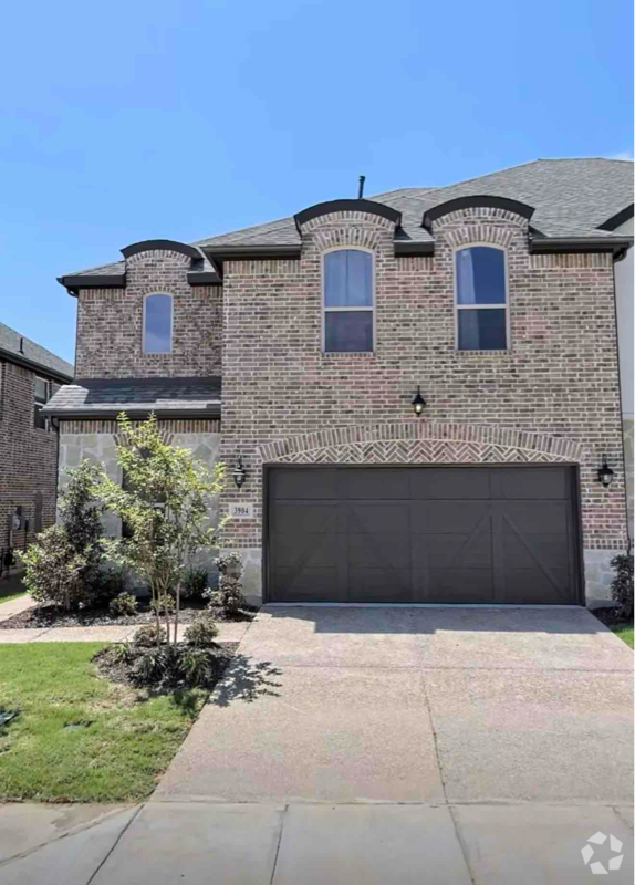Building Photo - 3904 Lucan Ln