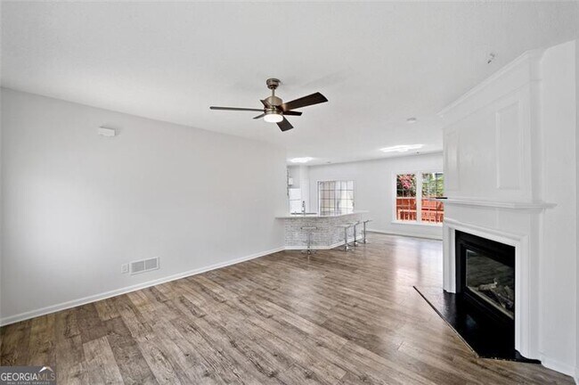 Building Photo - 1636 Heyford Cir