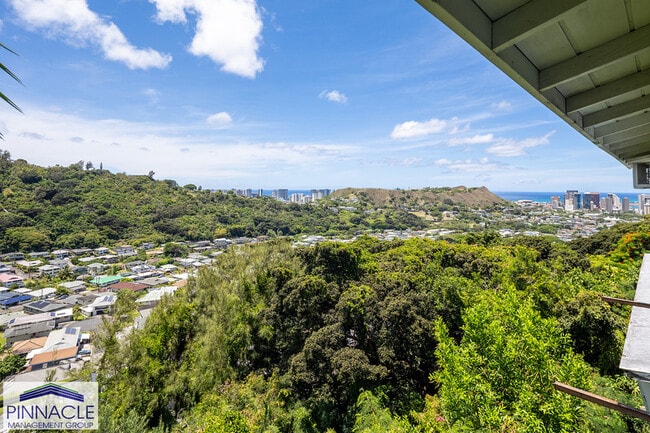 Building Photo - 2776 Laniloa Rd