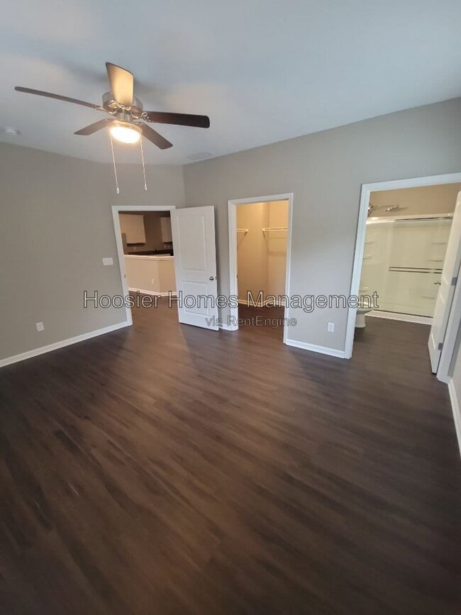 Building Photo - 5636 Brownstone Dr