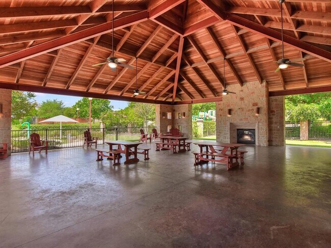 Building Photo - 17900 Crimson Apple Way