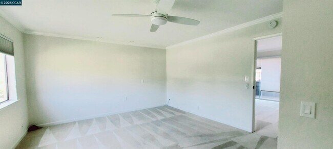 Building Photo - 1195 Saranap Ave