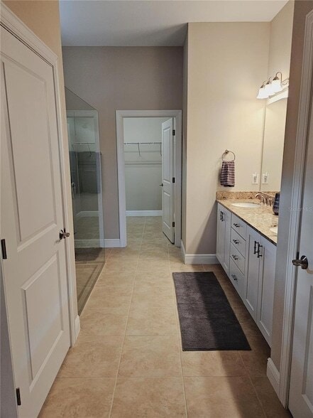 Building Photo - 10468 Crooked Crk Dr