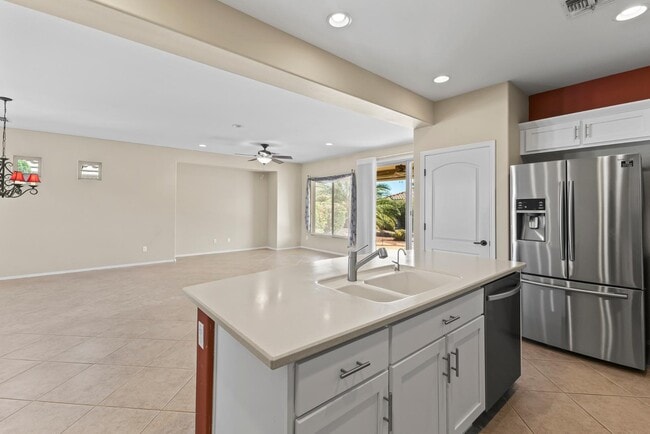 Building Photo - 12911 W Rincon Dr