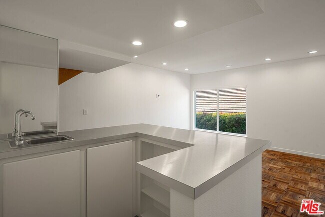 Building Photo - 10311 Clusterberry Ct