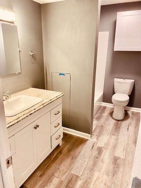 Building Photo - 525 E Caney St