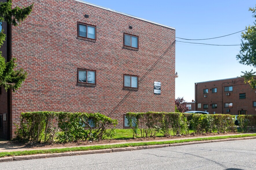 Stanwood Apartments 27072715 Stanwood St Philadelphia PA 19152