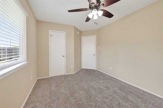 Building Photo - 17026 Cypresswood Glen Tr