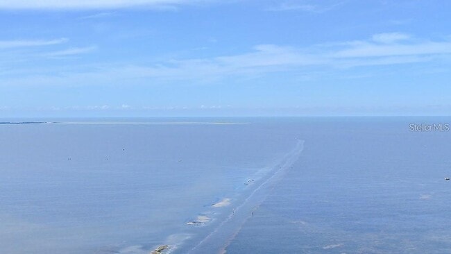 Building Photo - 5021 Porpoise Pl