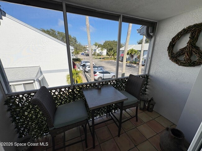 Building Photo - 418 Beach Park Ln