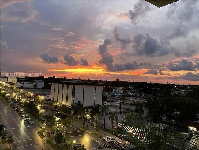 Building Photo - 140 S Dixie Hwy