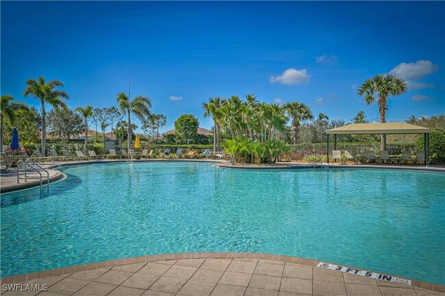 Building Photo - 10419 Carolina Willow Dr