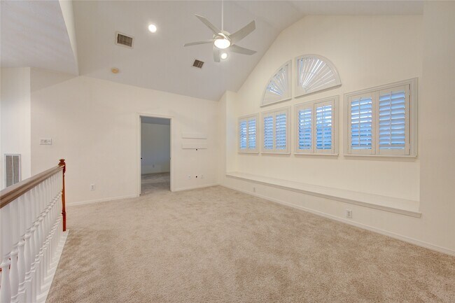 Building Photo - 13515 N Tracewood Bend