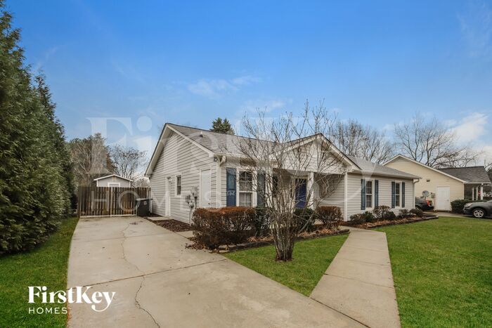 Building Photo - 6306 Channing Rd