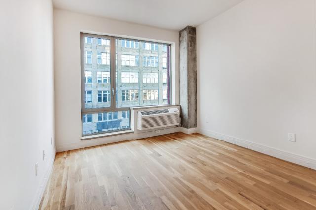 Building Photo - 1 bedroom in BROOKLYN NY 11249