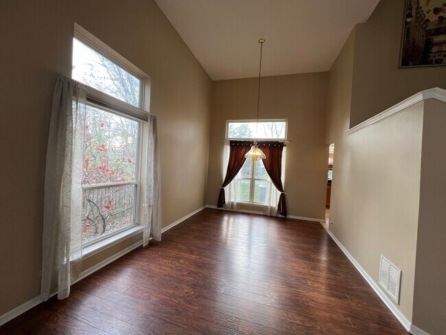 Building Photo - 7503 Korbel Dr