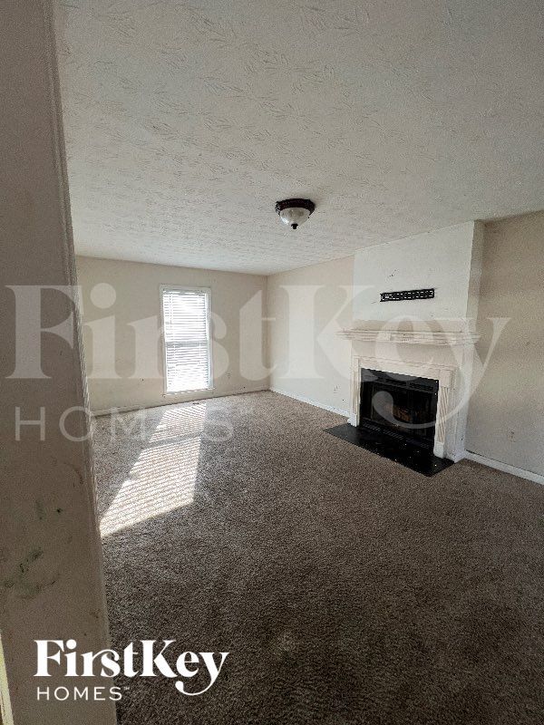 Building Photo - 4923 Autumn Cir