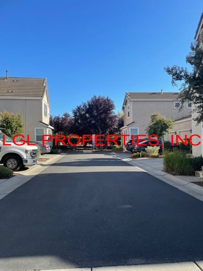 Building Photo - 3060 Tice Creek Way