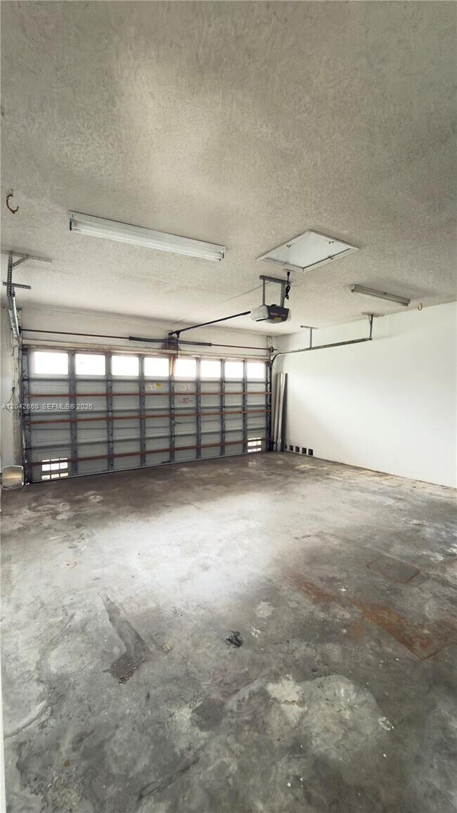 Building Photo - 19058 NW 77th Pl