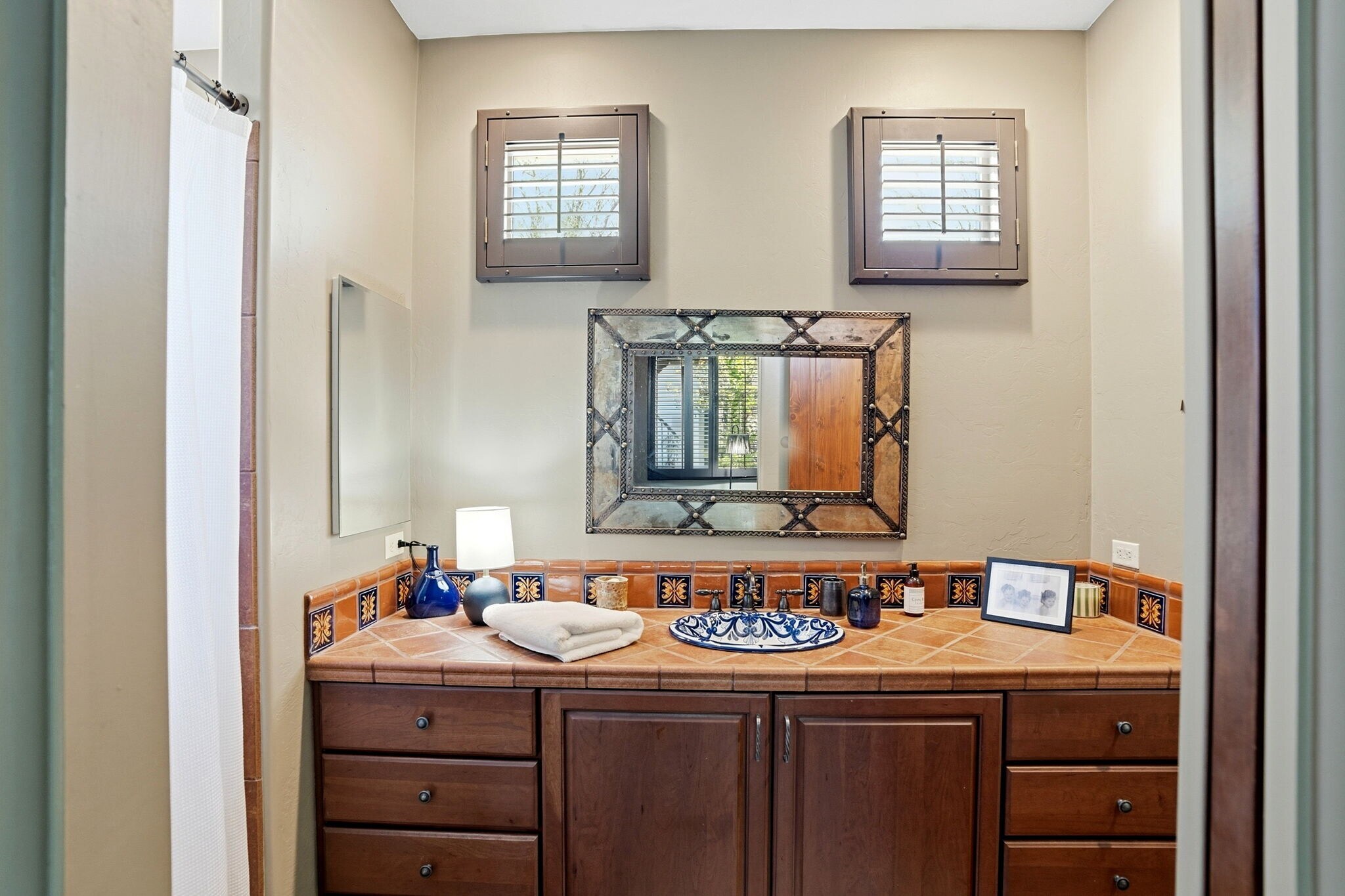 Building Photo - 42 Calle Maria Elena