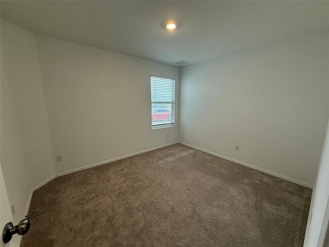 Building Photo - 373 Jeffers