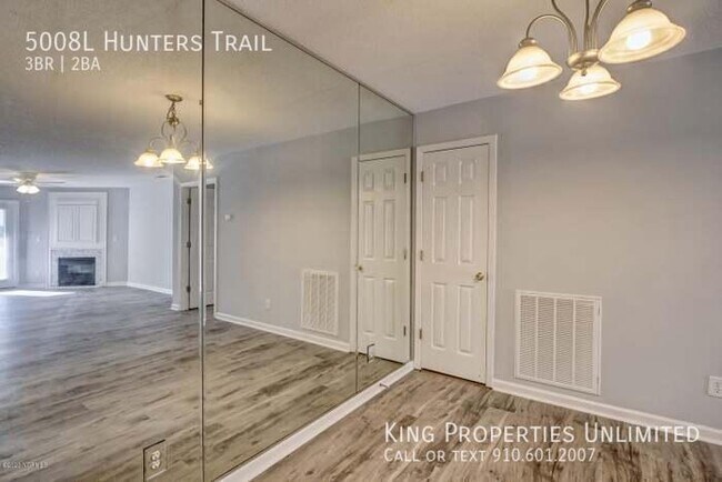 Building Photo - 5008L Hunters Trail