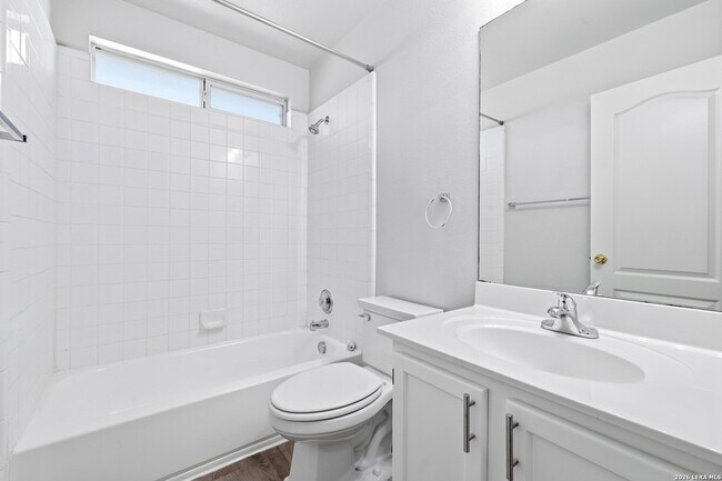 Building Photo - 9427 Velvet Spring