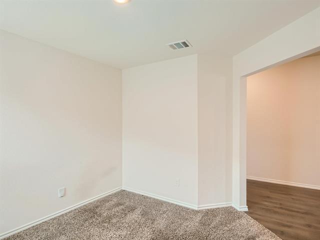 Building Photo - 2310 Hankinson Ln