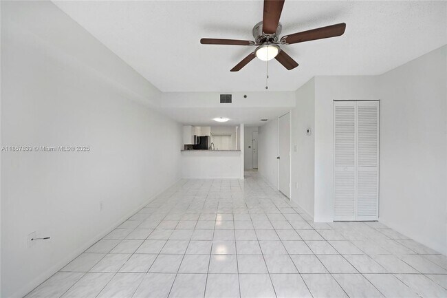 Building Photo - 139 Riviera Cir