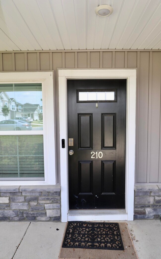 Building Photo - 210 Bevington Brk Ln