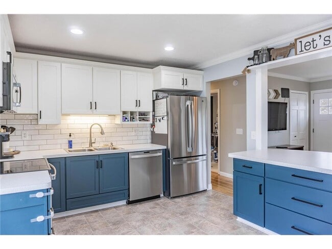 Building Photo - 112514 E Washington Ln