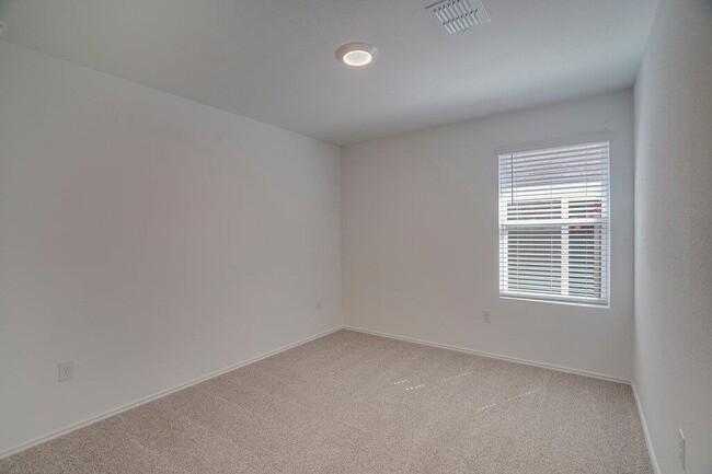 Building Photo - 12317 Silversmith Ln