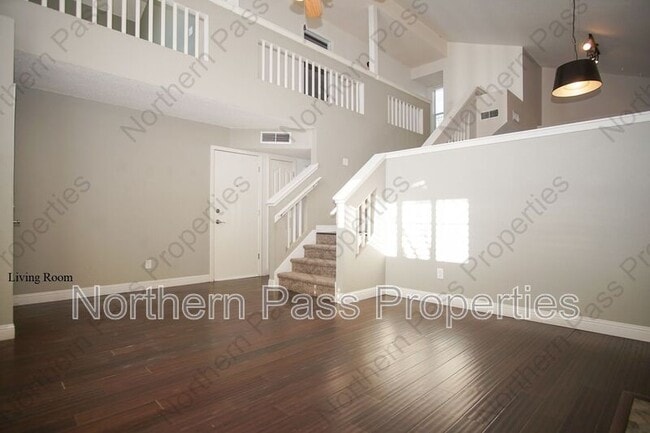 Building Photo - 1516 Cherokee Ridge Dr
