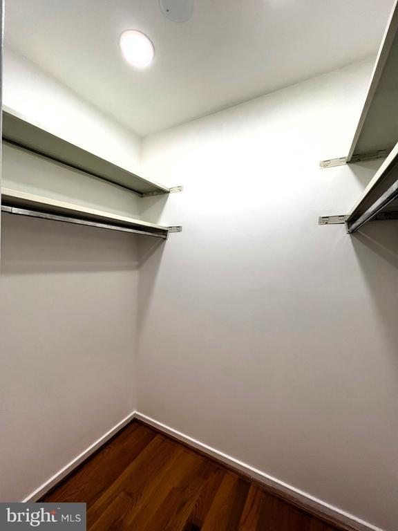 Building Photo - 9916 Hellingly Pl