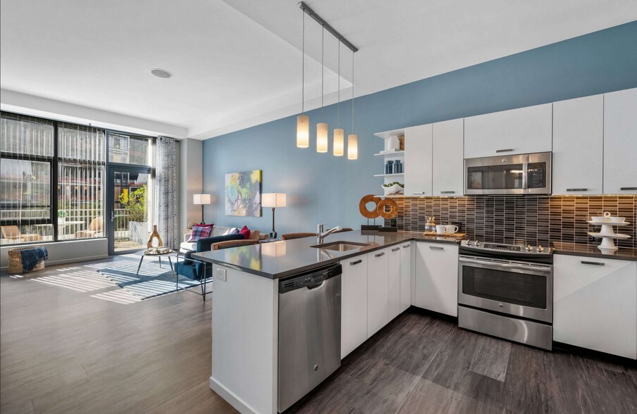 Building Photo - 20 Child St