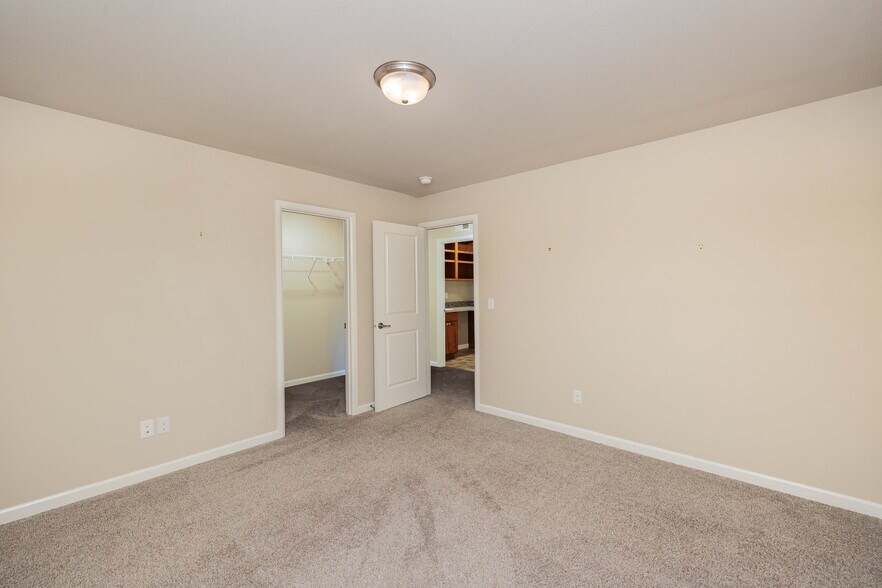Building Photo - 7 159th Pl SE
