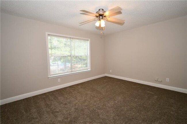 Building Photo - 5201 Santa Fe Pkwy