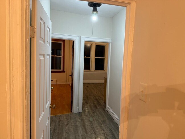 Building Photo - 78 Sterling Ave