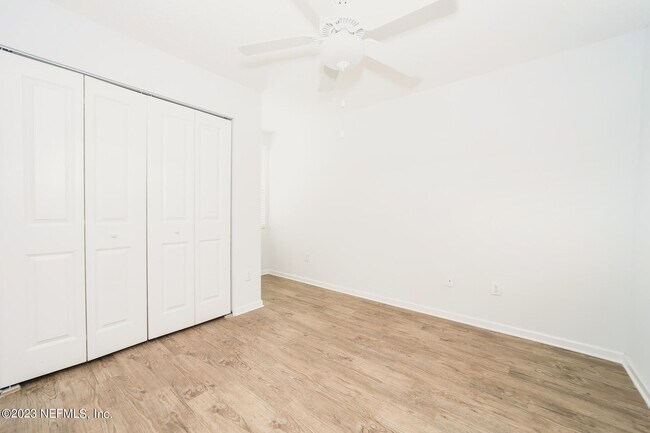 Building Photo - 512 Eiseman Wy