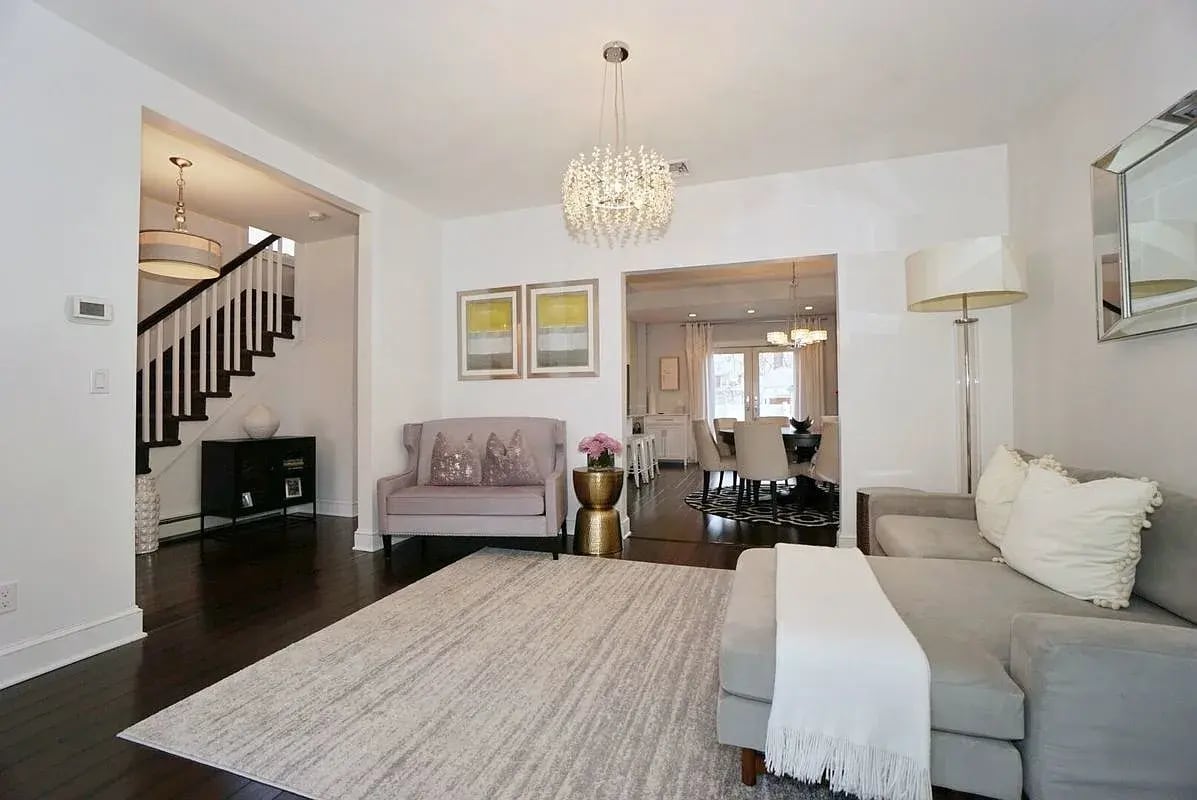 Building Photo - 137 Bryant Ave