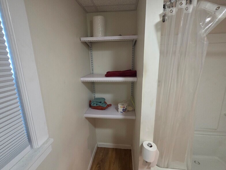 Bath Storage - 1 Railroad Ave