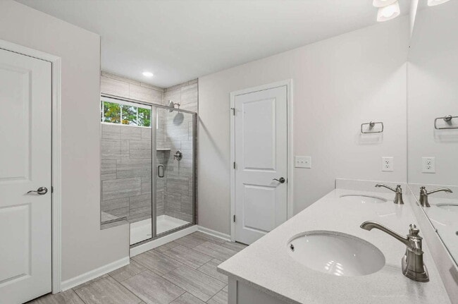 Building Photo - 3-Bedroom Spacious New Construction Home i...