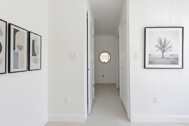 Building Photo - 1035 Commonwealth Ave