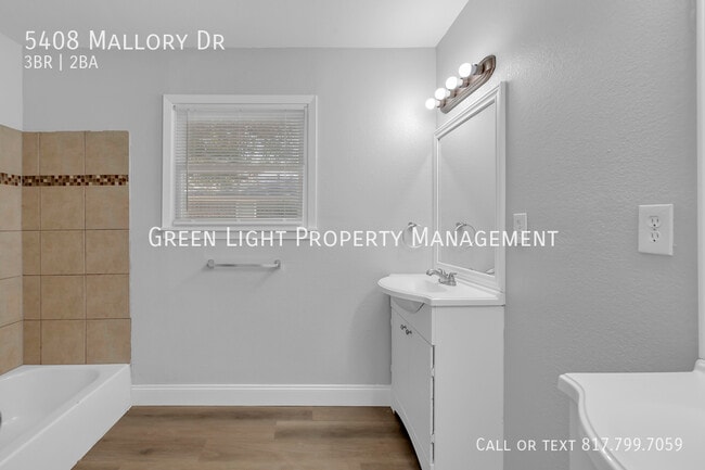 Building Photo - 5408 Mallory Dr